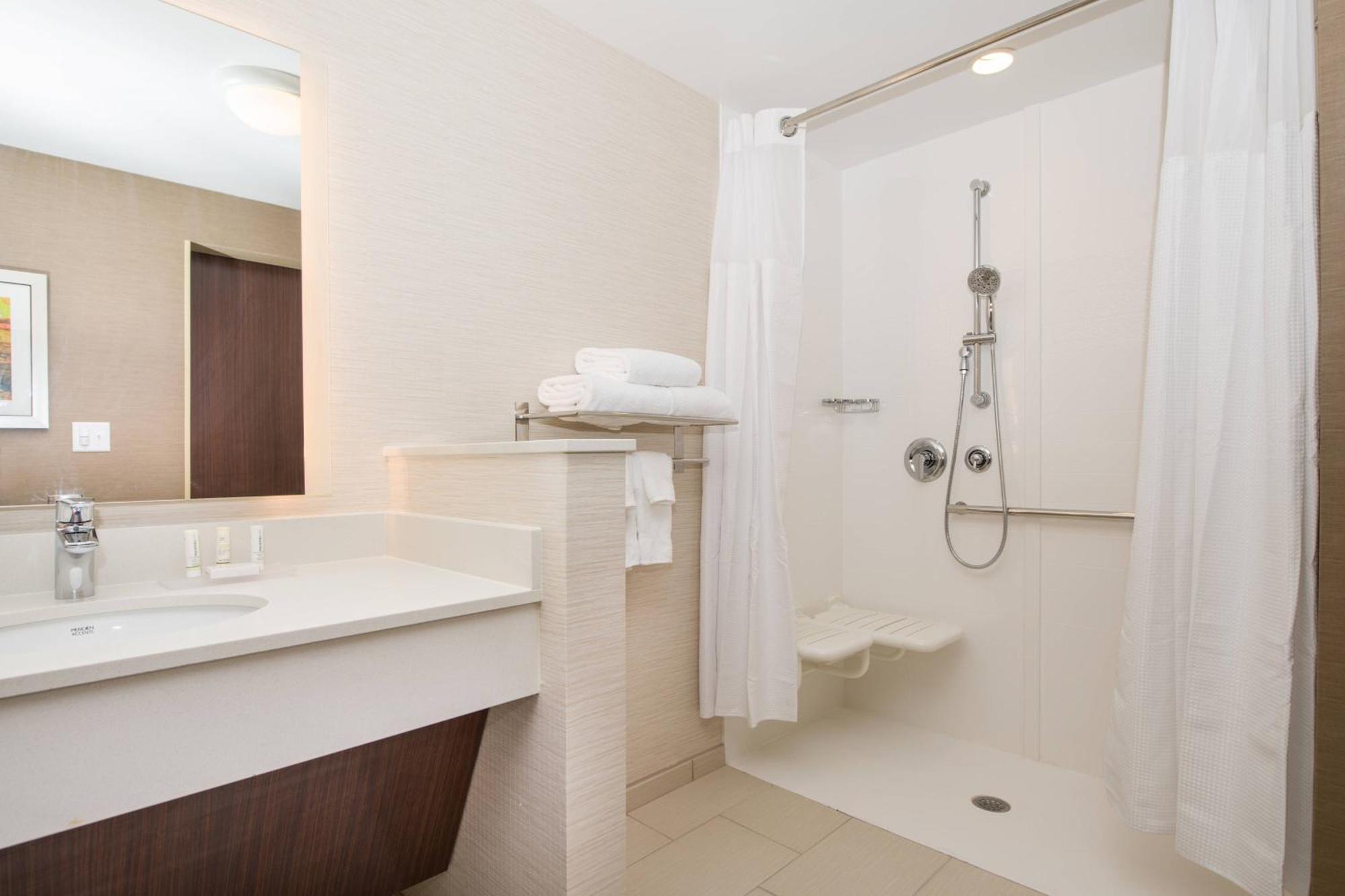 Fairfield Inn & Suites By Marriott Дейтън Екстериор снимка